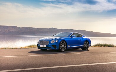 Nový luxusný Continental GT opäť o čosi posilnil, zhodil na váhe a hlavne nabral na kráse Nový luxusný Continental GT opäť o čosi posilnil, zhodil na váhe a hlavne nabral na kráse