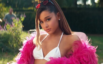 Nový videoklip krásnej Ariany Grande prekonal historické rekordy YouTube. Nechýbajú v ňom narážky na všetkých ex Nový videoklip krásnej Ariany Grande prekonal historické rekordy YouTube. Nechýbajú v ňom narážky na všetkých ex