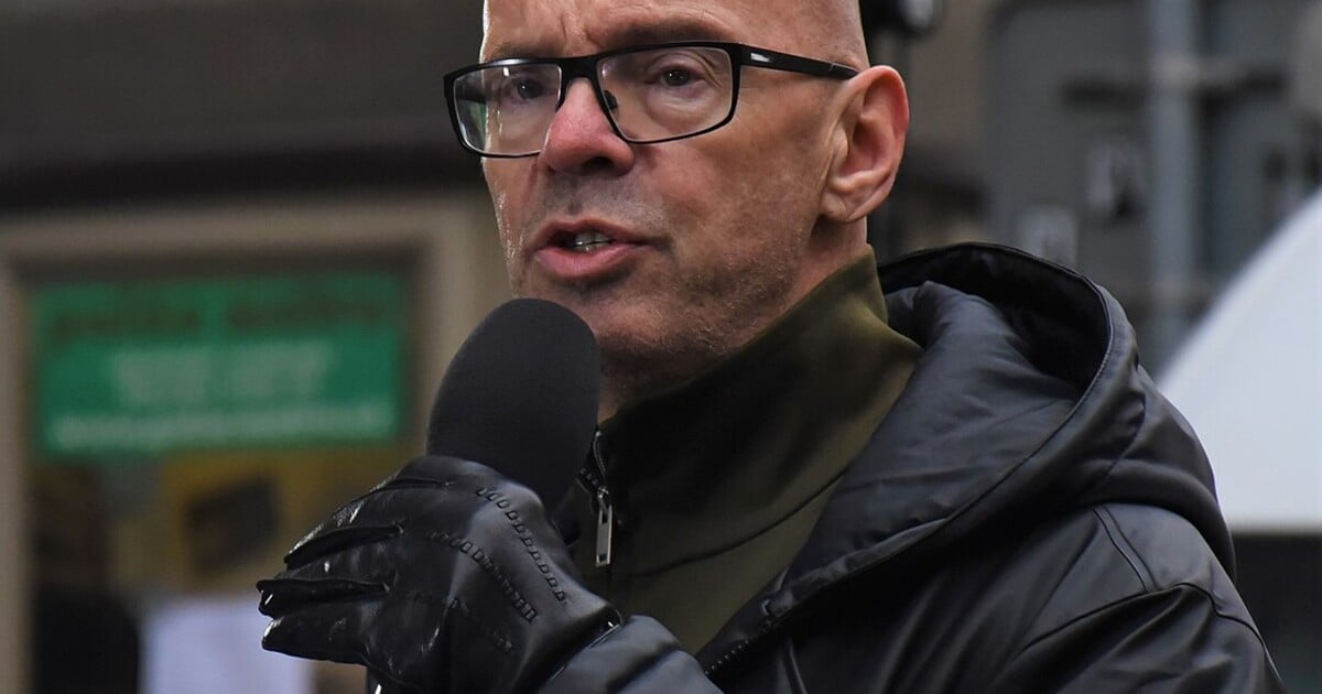 Zaměstnanci České televize a rozhlasu se obávají, že politici převezmou kontrolu nad veřejnoprávními médii