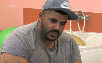 "Urobím aj tvoju mamu, ktorá má 95," rapujúci otec na TV Nova freestyluje žene pred pôrodom "Urobím aj tvoju mamu, ktorá má 95," rapujúci otec na TV Nova freestyluje žene pred pôrodom