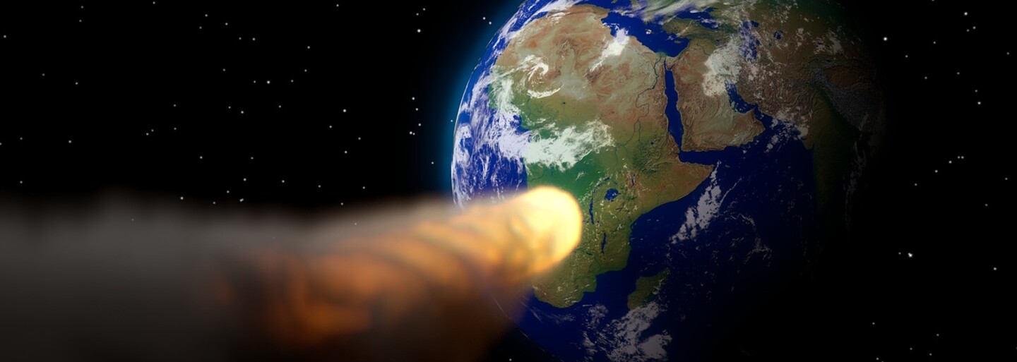 Obyvateľov v Rusku prekvapila nečakaná explózia asteroidu priamo nad ich hlavami. Vedci navyše nikoho včas neinformovali