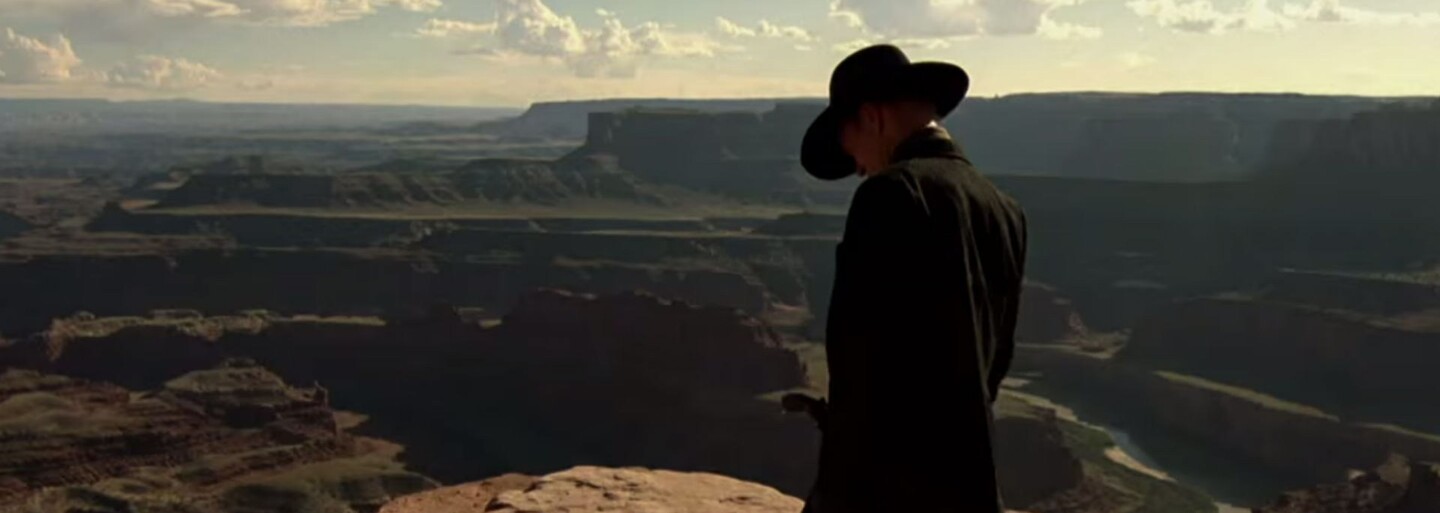 Očekávaný westernový seriál Westworld od HBO nabitý hereckými hvězdami od autora Star Wars dorazí na podzim