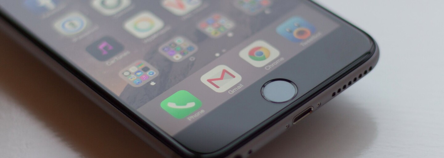 Odemykání iPhonu projde výraznou změnou. Zapomeňte na legendární "slide to unlock"