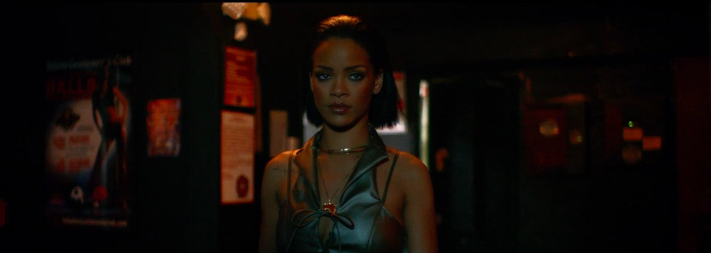 Odvážná Rihanna ukázala prsa ve videoklipu, který vypouští při příležitosti světového dne marihuany