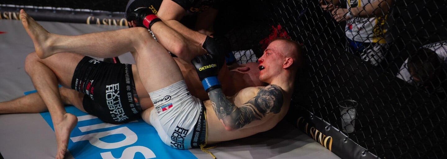 Oktagon MMA má nového šampiona, Gábor Boráros se vrátil v plné síle a nechybělo tvrdé KO kopem do hlavy
