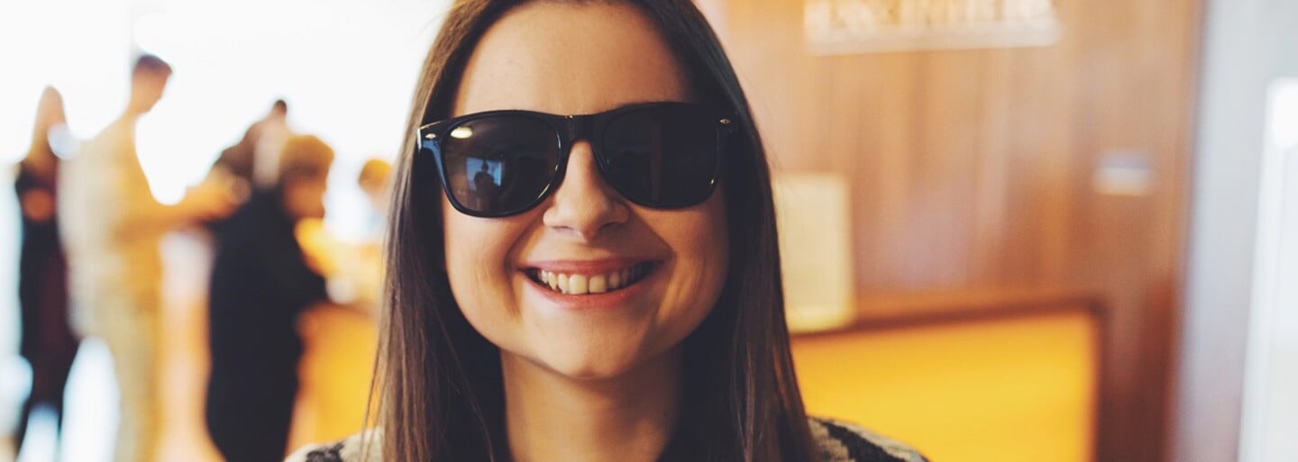 Okuliare nosila od detstva, život jej zmenila výhra. Majka si vďaka laserovej operácii očí zvyká na fungovanie bez obmedzení