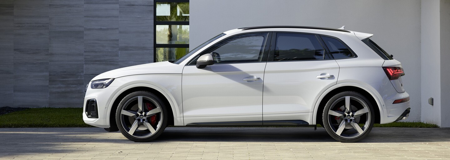 Omladené Audi SQ5 naďalej vsádza na 3-litrové TDI, po novom však s elektrickým turbom a 341 koňmi