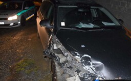 Opitý 15-ročný Popradčan spôsobil nočnú nehodu. Šoféroval s 1,7 promile, havaroval a z miesta nehody pred policajtmi ušiel