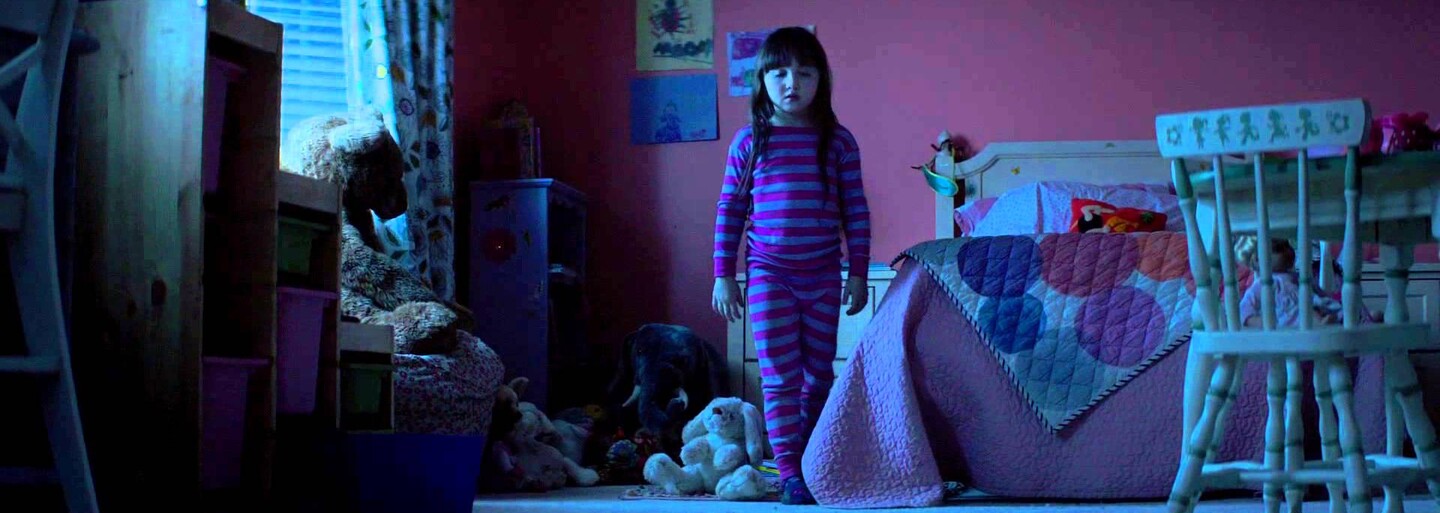 Oplatí sa dať šancu novému spracovaniu slávneho hororu Poltergeist? (Recenzia)