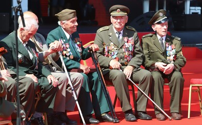 Osláv Slovenského národného povstania sa zúčastnili desiatky tisíc ľudí. Realizácia stála viac ako 100 000 € Osláv Slovenského národného povstania sa zúčastnili desiatky tisíc ľudí. Realizácia stála viac ako 100 000 €