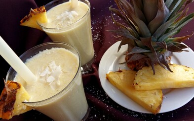 Osviežujúce Piña Colada smoothie plné bielkovín ti spríjemní horúce letné dni (Recept) Osviežujúce Piña Colada smoothie plné bielkovín ti spríjemní horúce letné dni (Recept)