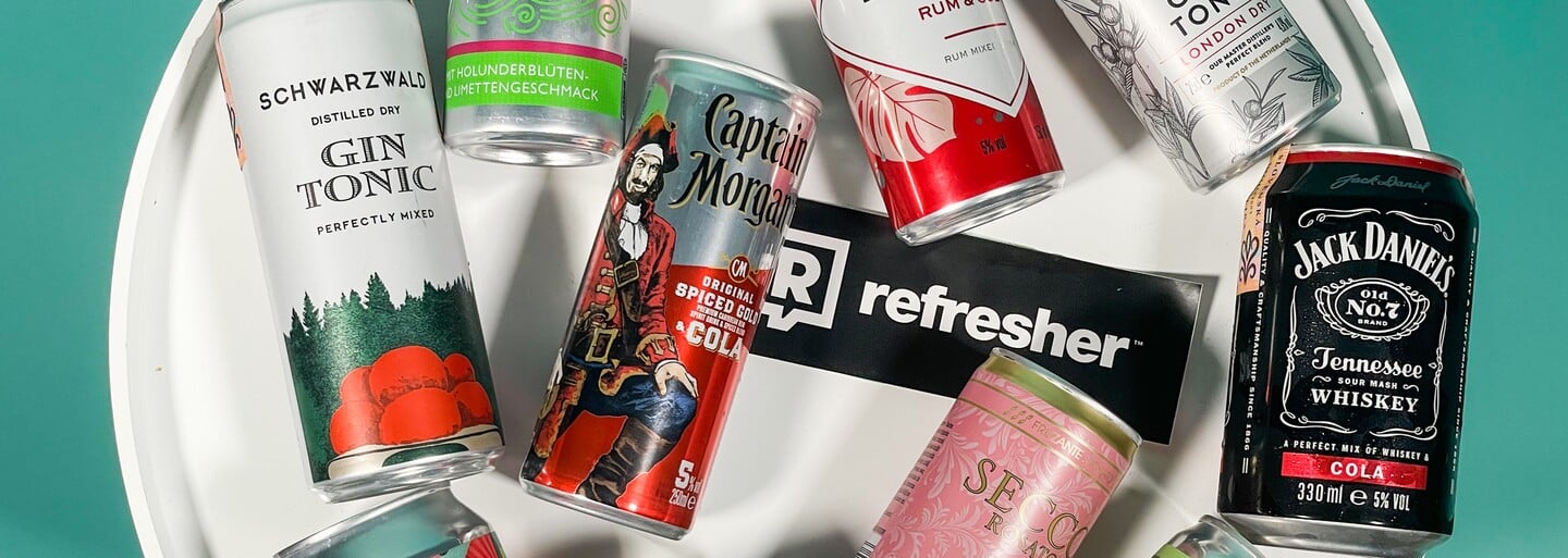 Otestovali sme 10 drinkov v plechovke: ktorý chutí ako mydlová voda a ktorý by sme si objednali aj v bare?