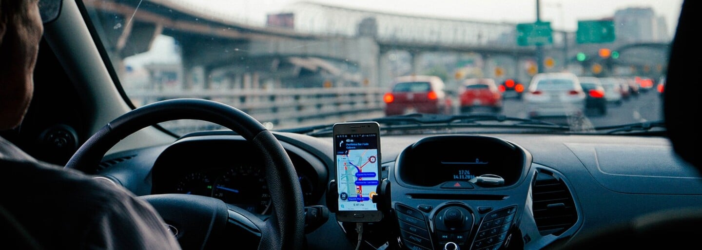Otestovali sme štart UBERu v Bratislave. Na auto sme čakali dlho a prišiel po nás obyčajný taxík