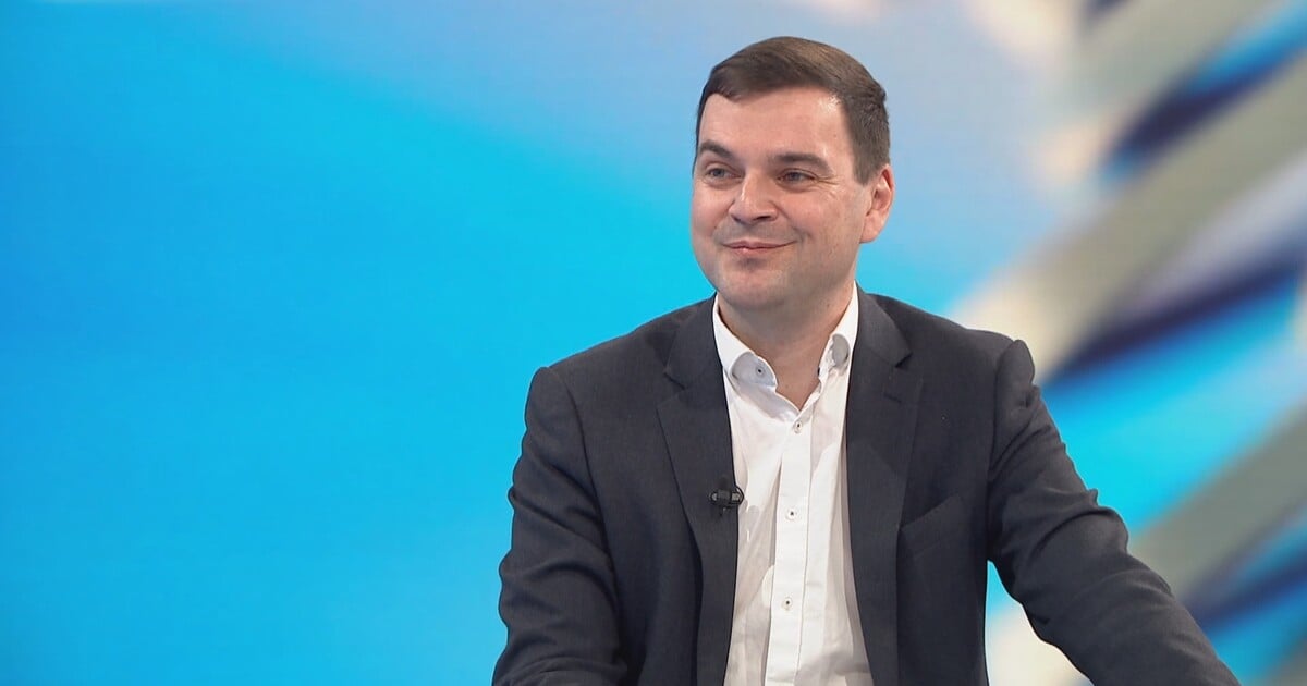 Riskantní hra s bezpečností? Macinka údajně seškrtal pravidla, která měla chránit Česko před ruskými agenty