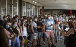 Otevřete vysoké školy, bouří se studenti. V Praze chystají demonstraci, o kterou mají zájem tisíce lidí