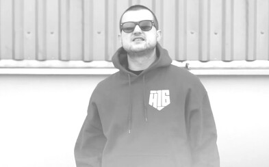 Otisov album je vonku a je lepší ako dosky väčšiny scény. Vypočuj si skladbu s Dalybom či titulný track Otisov album je vonku a je lepší ako dosky väčšiny scény. Vypočuj si skladbu s Dalybom či titulný track