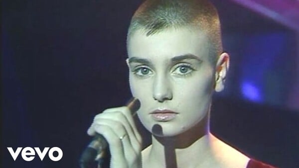 Kto napísal text songu Nothing Compares 2 U od Sinead O'Connor?
