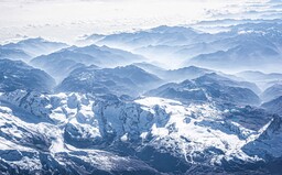 Pád ledovce v Alpách nepřežil jeden Čech, druhý se pohřešuje, potvrdilo ministerstvo