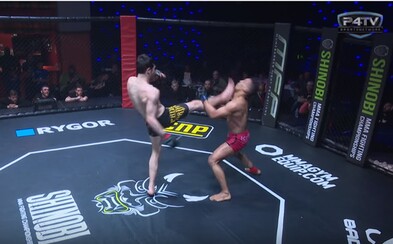 Padol ako podťatý. Brutálny MMA knockout z Anglicka, po ktorom o sebe bojovník vôbec nevedel Padol ako podťatý. Brutálny MMA knockout z Anglicka, po ktorom o sebe bojovník vôbec nevedel