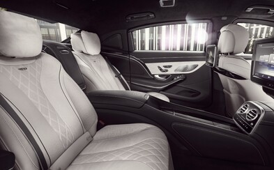 Pancierový Maybach za vyše 560-tisíc € odhalený. Zoznámte sa s najbezpečnejším civilným autom svojho druhu Pancierový Maybach za vyše 560-tisíc € odhalený. Zoznámte sa s najbezpečnejším civilným autom svojho druhu