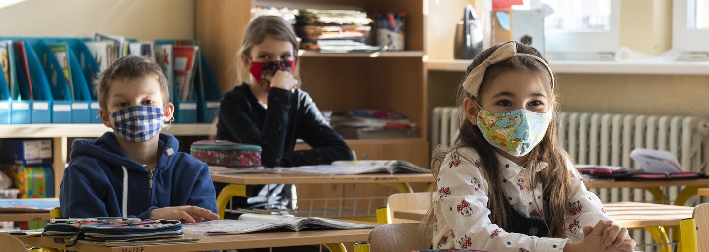 Pandemická situácia na školách sa rapídne zhoršuje. Najhoršie je na tom východné Slovensko