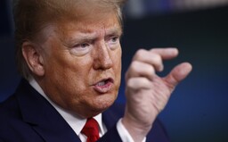Pandemii nemají pod kontrolou USA ani Německo, počet obětí po uvolnění opatření výrazně narostl
