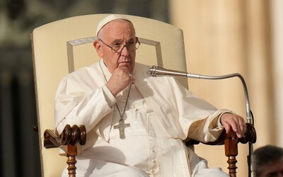 Pápež sa ponúkol, že by mohol sprostredkovať mier na Ukrajine