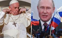 Papež vyzval Putina k ukončení spirály násilí a smrti na Ukrajině
