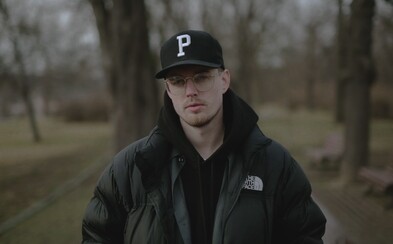 Paulie Garand je stále v módu, že napíše další ódu. Novým singlem s DJ Wichem ohlašují společné album Paulie Garand je stále v módu, že napíše další ódu. Novým singlem s DJ Wichem ohlašují společné album