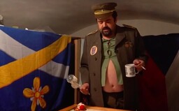 Pavel Novotný napsal dopis Vladimiru Putinovi. Chce postavit pomník vlasovcům, ruská televize se ho ptala, zda se nebojí