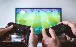 PC, Xbox, Playstation alebo Google Stadia? Kde sú hry najlacnejšie a ktorá platforma je pre teba tá pravá?