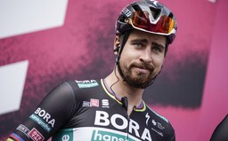 Peter Sagan sa konečne dočkal víťazstva. Vyhral desiatu etapu Giro d'Italia 2020