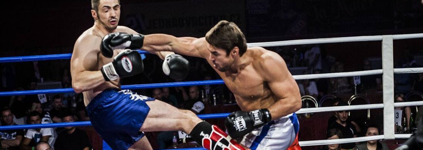 Petr Kareš: Zápasit 20 minut s holýma rukama bylo brutální, lethwei je právem označováno za nejdrsnější sport na světě (Rozhovor)
