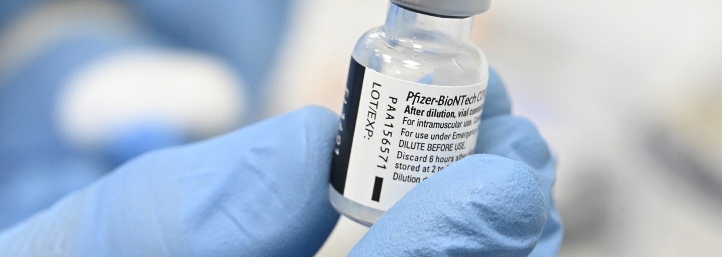 Pfizer začal testovat vakcíny proti koronaviru i na dětech do 11 let, používá se třetinová i desetinová dávka