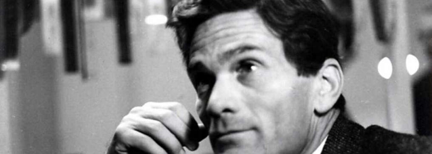 Pier Pasolini, kontroverzní umělec, jehož díla byla zakazována. V 70. letech ho brutálně zavraždili