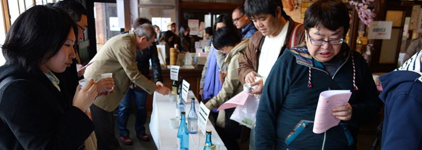 Pijte více alkoholu, vyzývá Japonsko mladé lidi. Chce tak podpořit ekonomiku