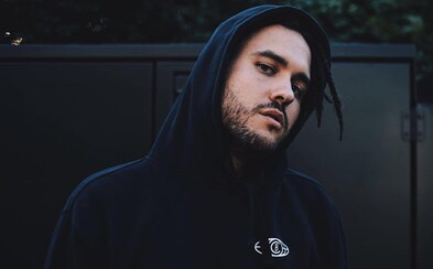 Pil C představuje remix ke skladbě Peroxid a oznamuje, kdy bychom se mohli dočkat jeho prvního sóla Pil C představuje remix ke skladbě Peroxid a oznamuje, kdy bychom se mohli dočkat jeho prvního sóla