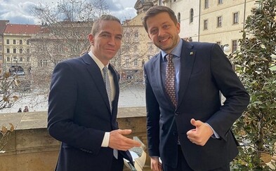 Piráti chystají do parlamentních voleb spolupráci se STAN Piráti chystají do parlamentních voleb spolupráci se STAN