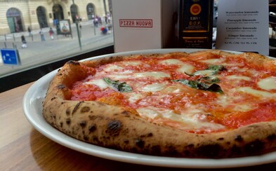 Pizza Nuova je prý jedna z nejlepších v Praze. Zjistili jsme, zda je to pravda Pizza Nuova je prý jedna z nejlepších v Praze. Zjistili jsme, zda je to pravda