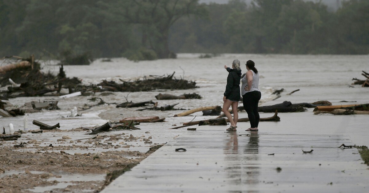 Čeští hasiči budou pátrat po pohřešovaných osobách v povodněmi postiženém Texasu