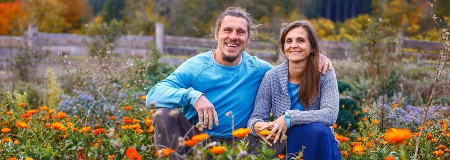 Po 14 letech provozování steakové restaurace se dali na veganství a na Nepomucku založili eko-farmu, která je prý rájem na zemi