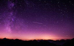 Po novom roku nás čakajú meteorické roje aj úkaz stáročí. Kedy budú nebeské divadlá najviditeľnejšie?