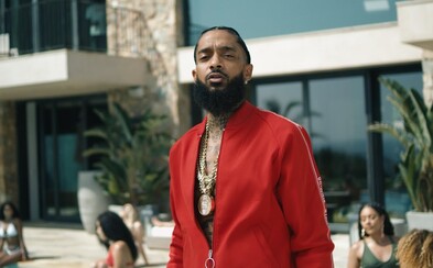 Po raperu Nipsey Hussleovi pojmenují křižovatku na ulici, kde vyrůstal. Petici podepsalo půl milionu fanoušků Po raperu Nipsey Hussleovi pojmenují křižovatku na ulici, kde vyrůstal. Petici podepsalo půl milionu fanoušků