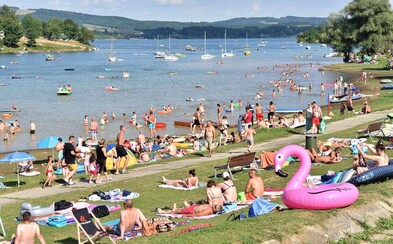 Počet nakazených na Slovensku stúpa aj kvôli dovolenkárom, niektoré okresy zvažujú rušenie kultúrnych podujatí Počet nakazených na Slovensku stúpa aj kvôli dovolenkárom, niektoré okresy zvažujú rušenie kultúrnych podujatí