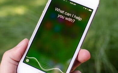 Počítače od Apple dostanú virtuálneho asistenta Siri. Aktualizácie sa ale vraj dočkáme až na jeseň Počítače od Apple dostanú virtuálneho asistenta Siri. Aktualizácie sa ale vraj dočkáme až na jeseň