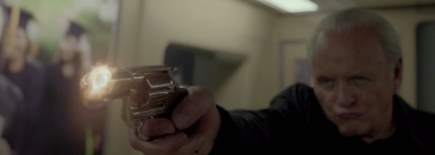 Podarí sa Anthonymu Hopkinsovi v snímke Solace vypátrať psychopatického Colina Farrella?