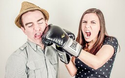 Podcast: Co nás ve vztahu nejvíc se*e? Tyto věci rozhodně nikdy nedělej