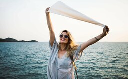 Podcast: Zapomeň na vztah. Proč je super být single a užívat si svobodu?