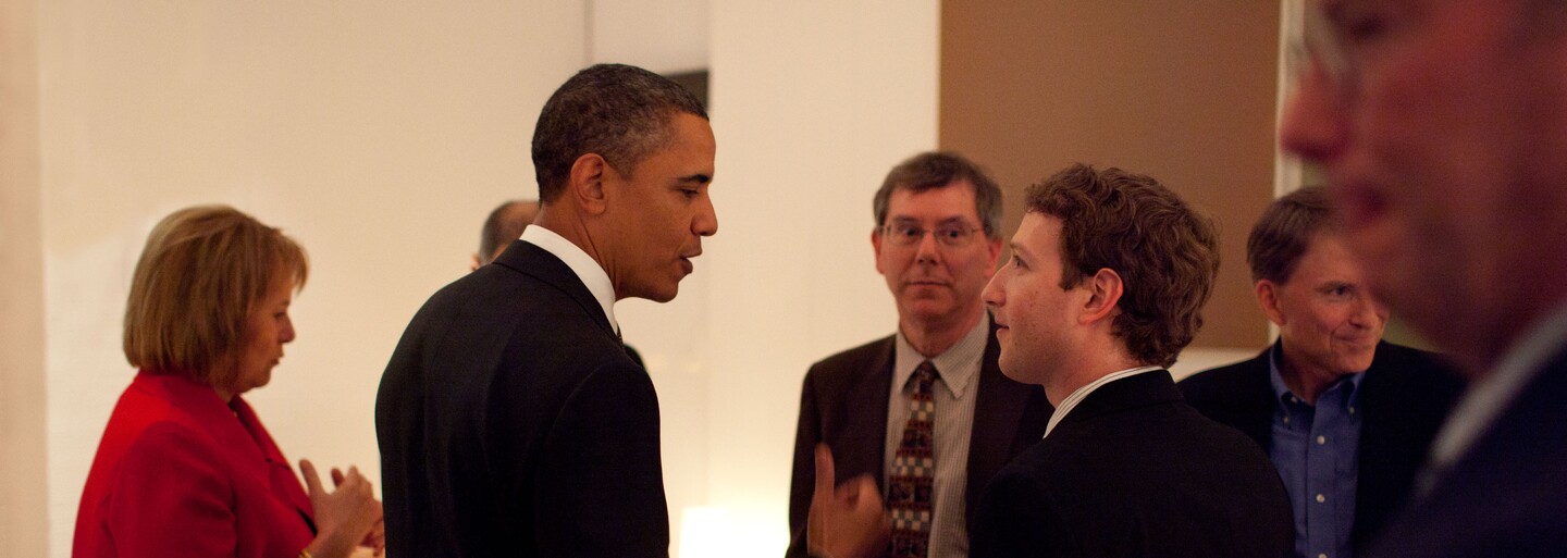 Podívejte se na 19letého Marka Zuckerberga, jak mluví o ještě neznámém Facebooku na CNBC