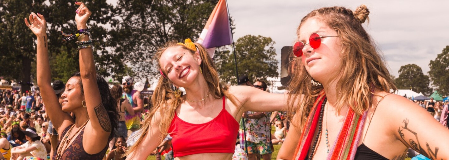 Pojď ven: Užij si koncert I Love You Honey Bunny, přednášku Vladimira 518 nebo formuli 1 v centru Prahy